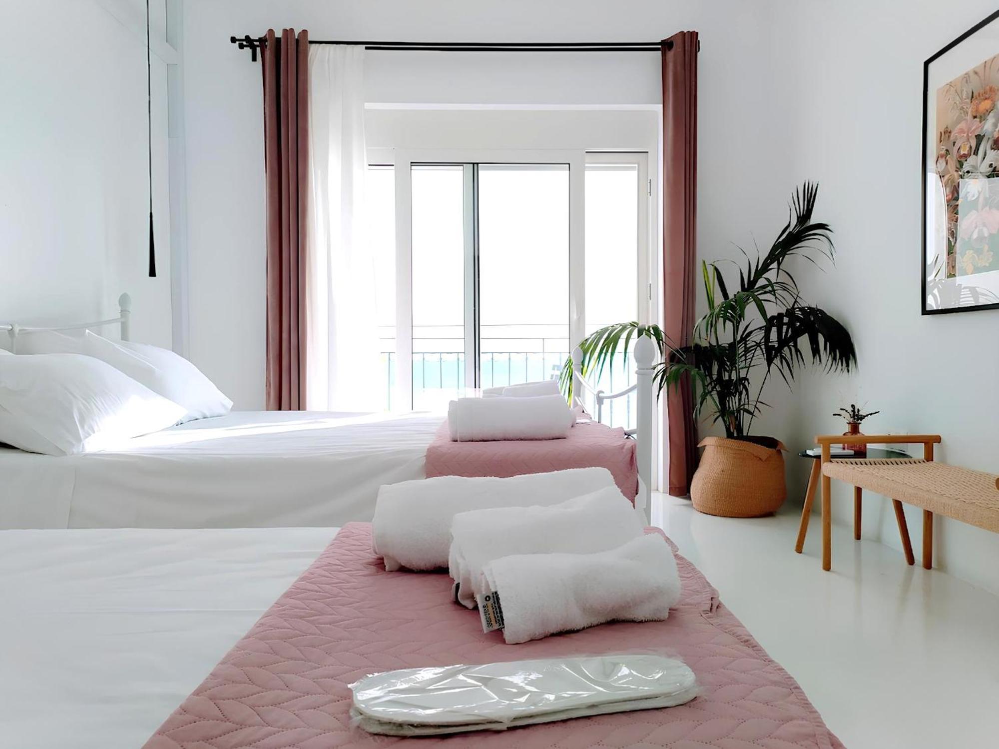 Zen Minimal Luxury Housing Tyros别墅 外观 照片