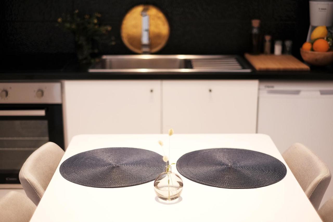 Zen Minimal Luxury Housing Tyros别墅 外观 照片